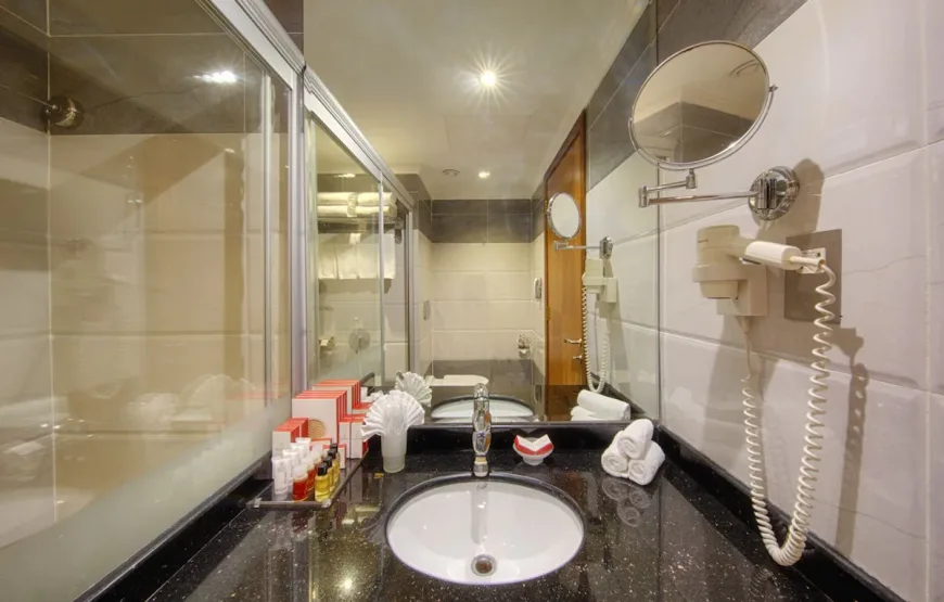 5 Yıldızlı 10 Günlük Umre Turu 6 Gece Mekke 3 Gece Medine | Toprak ... - 10