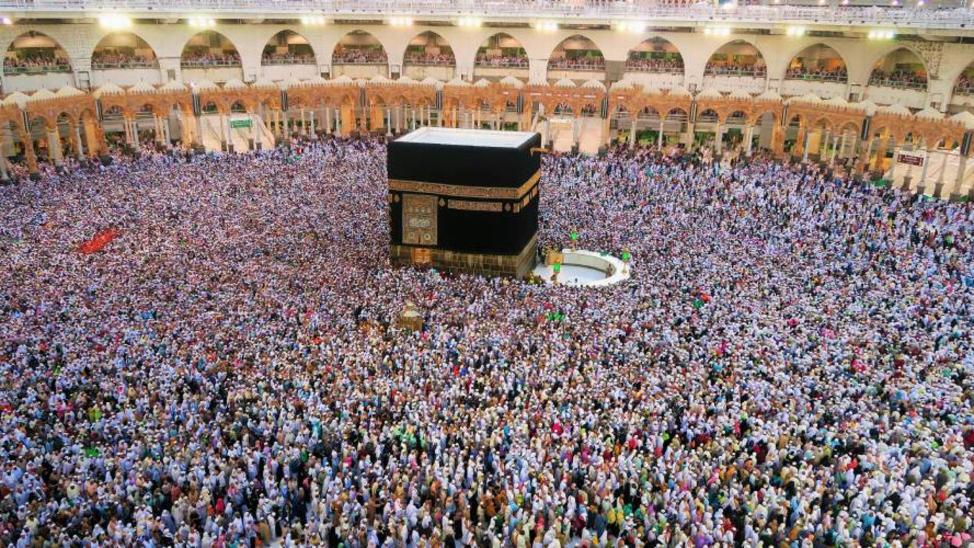14 Günlük Umre Turu | Kasrı Arifan Turizm - 1
