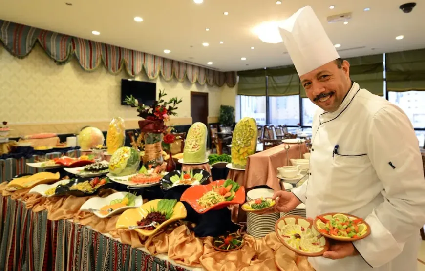 5 Yıldızlı 10 Günlük Umre Turu 6 Gece Mekke 3 Gece Medine | Toprak ... - 5